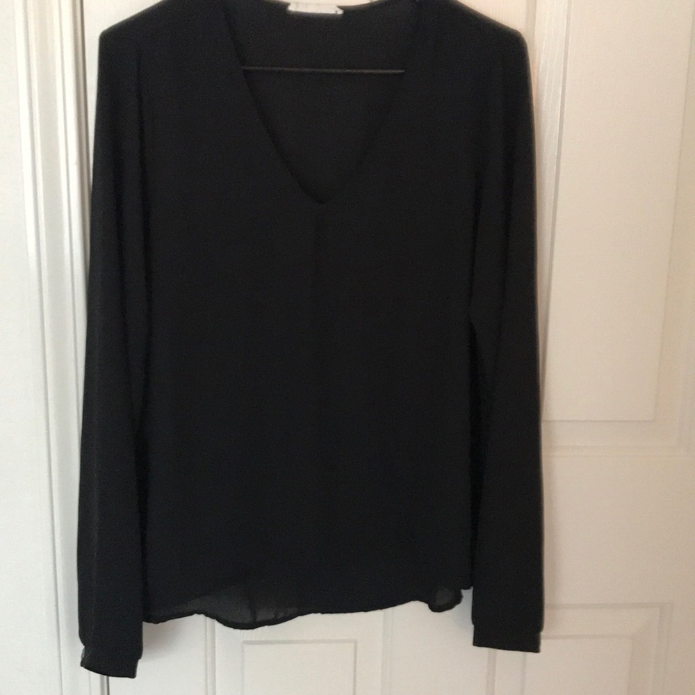 LUSH flowy Top NWOT